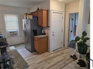 1081 Lawrence St UNIT 2, Lowell, MA 01852