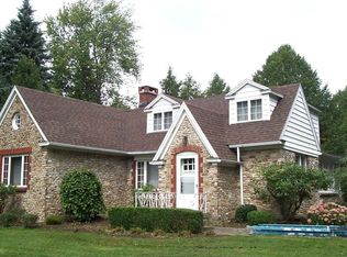 927 S Michael Rd, Saint Marys, PA 15857