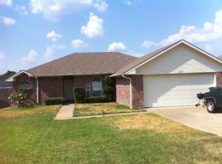 10828 Southern Trace Cir, Flint, TX 75762