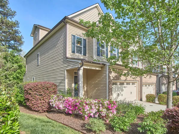 350 Rose Walk Ln, Carrboro, NC 27510