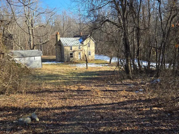 9065 Mount Nebo Church Rd, Marshall, VA 20115