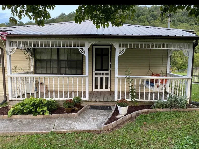 2588 Lake City Hwy — Photo 1