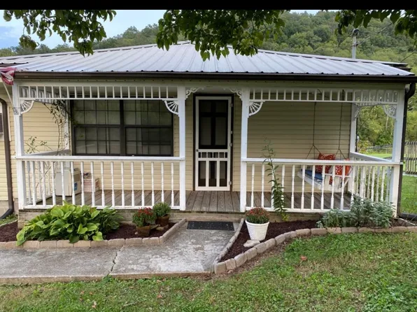 2588 Lake City Hwy, Clinton, TN 37716