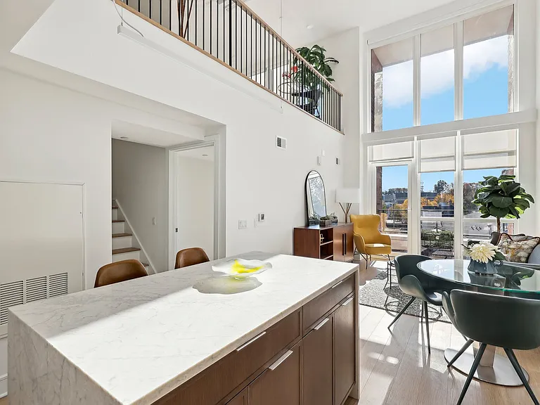 14 Lincoln Pl — Photo 12
