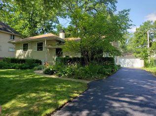 635 S Sleight St, Naperville, IL 60540