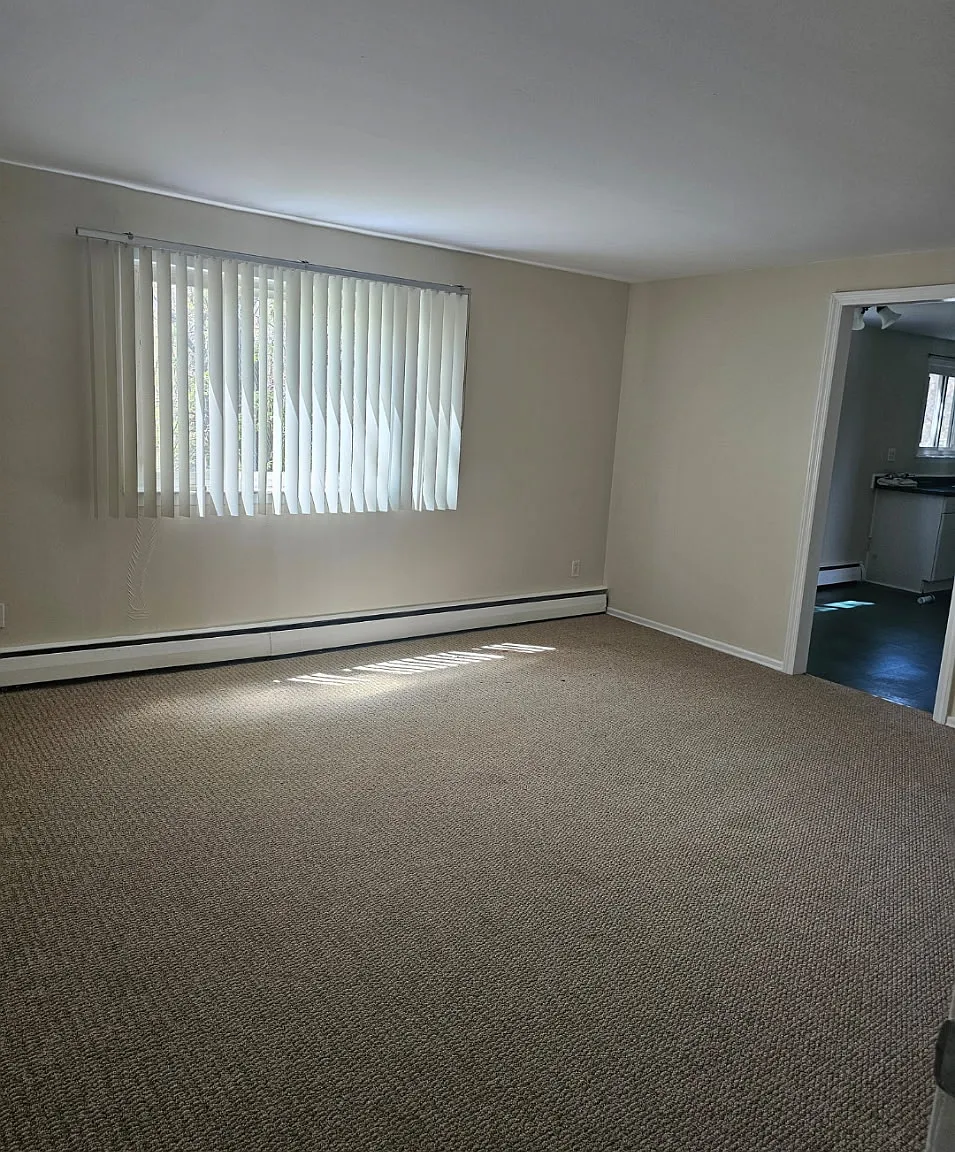 2 bed, $2,800 — Photo 2