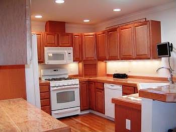 3rd image of 211 E Sterling Dr Building C7-7