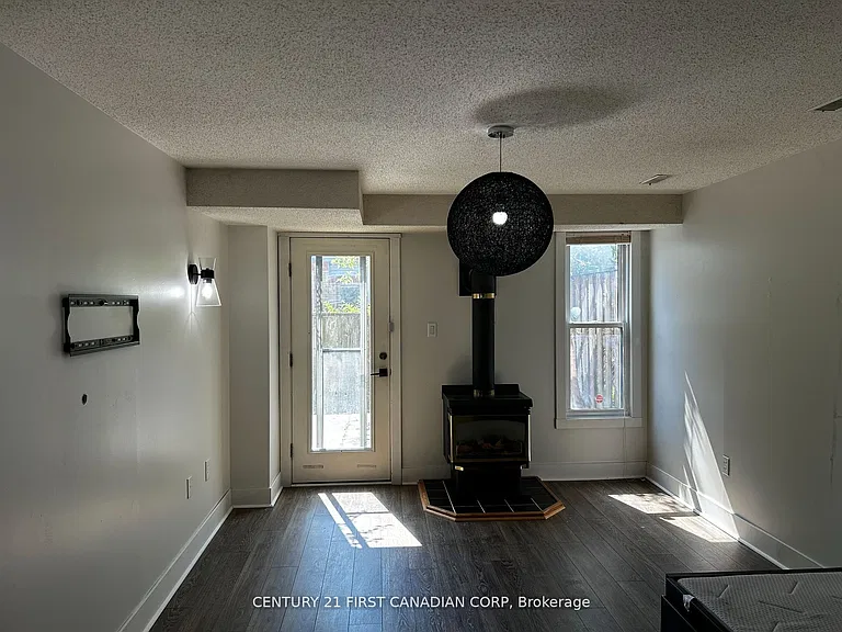 1199 Hamilton Rd #4 — Photo 38