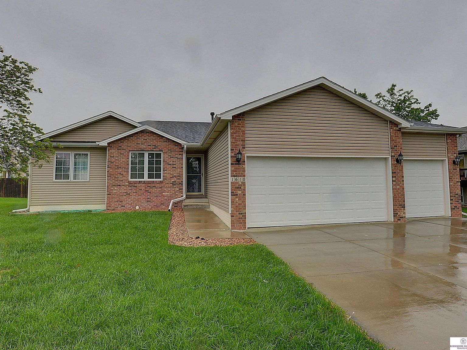 1610 W Lake St Lincoln NE 68522 Zillow