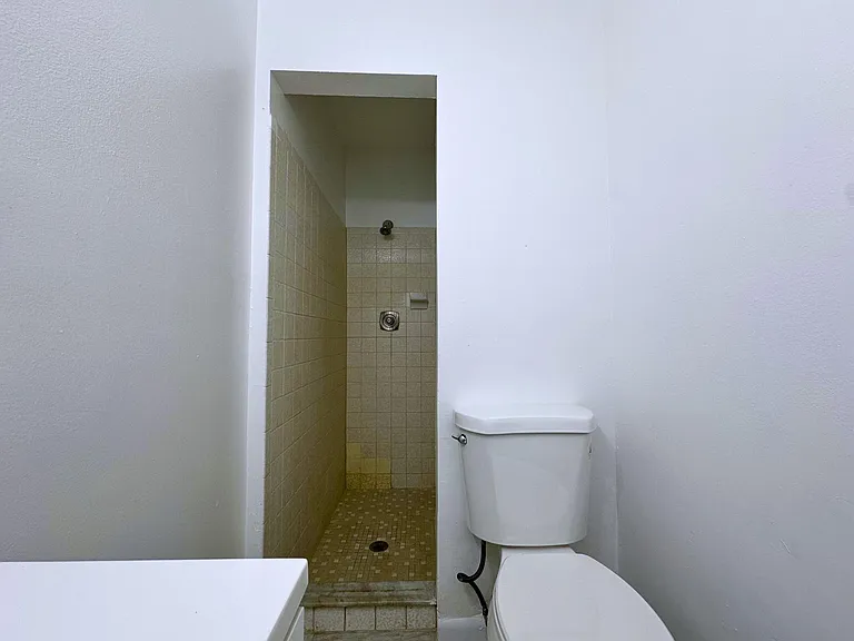329 Melody Ln — Photo 5
