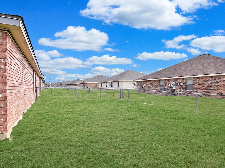 2804 Lucille Dr, Killeen — Photo 13
