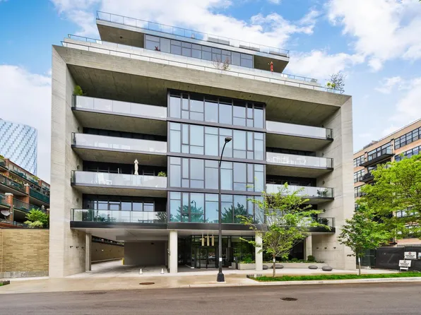 111 S Peoria St, Chicago, IL