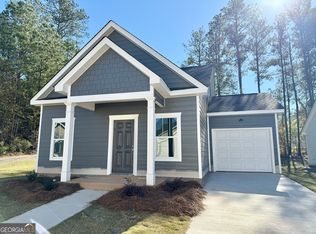 209 Lenox Cir, Lagrange, GA 30241