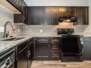 VERANO OAKS APARTMENTS, Hurst, TX 76053