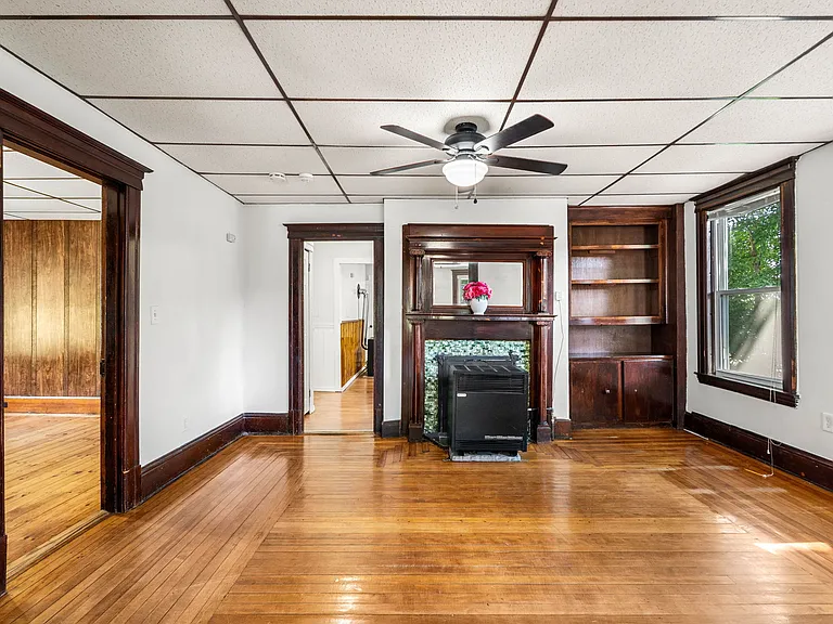 2 Montague St #1 — Photo 10