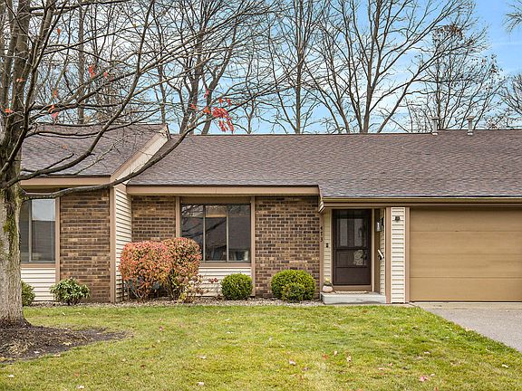 2nd image of 473 Oak Ln