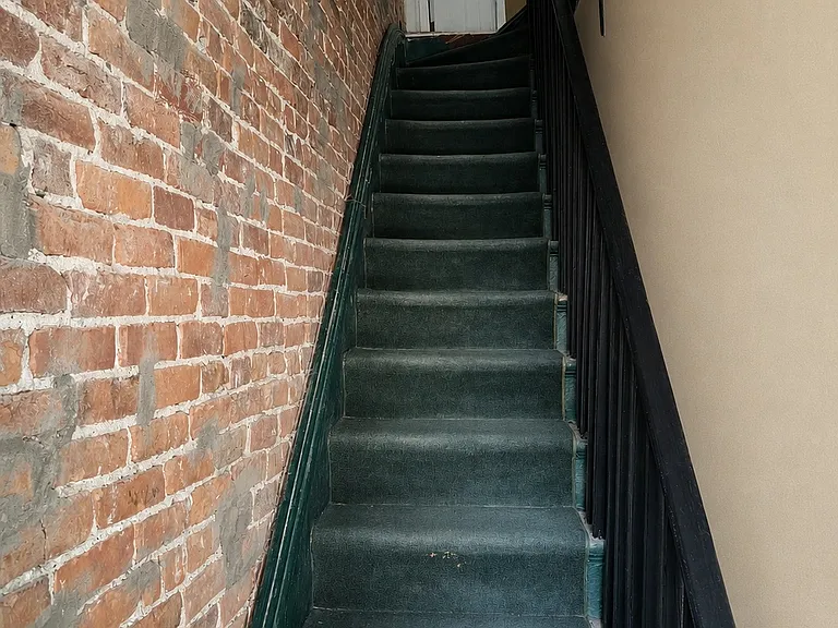 3 Myrtle Ave #2 — Photo 3