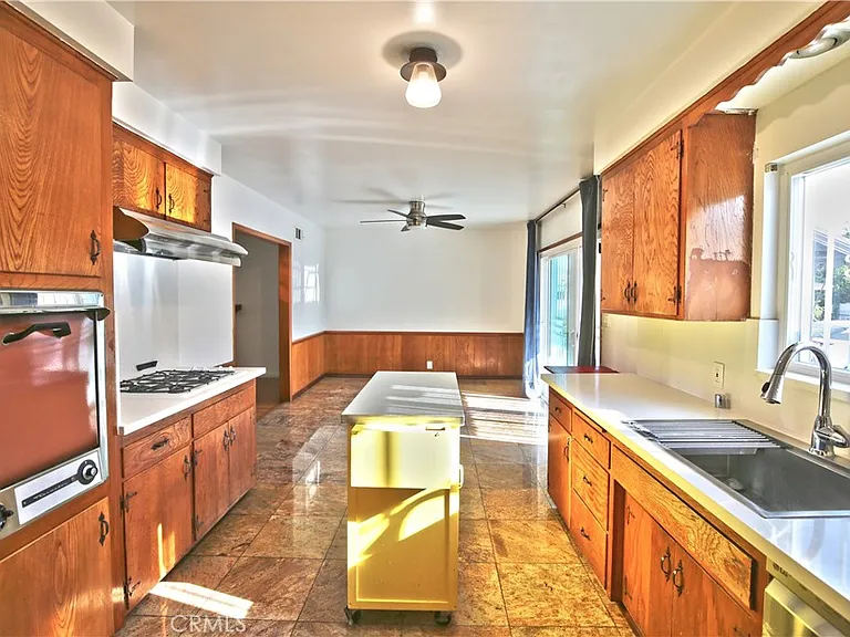 4851 Willmonte Ave — Photo 11