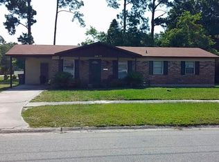 2607 Sack Dr E, Jacksonville, FL 32216