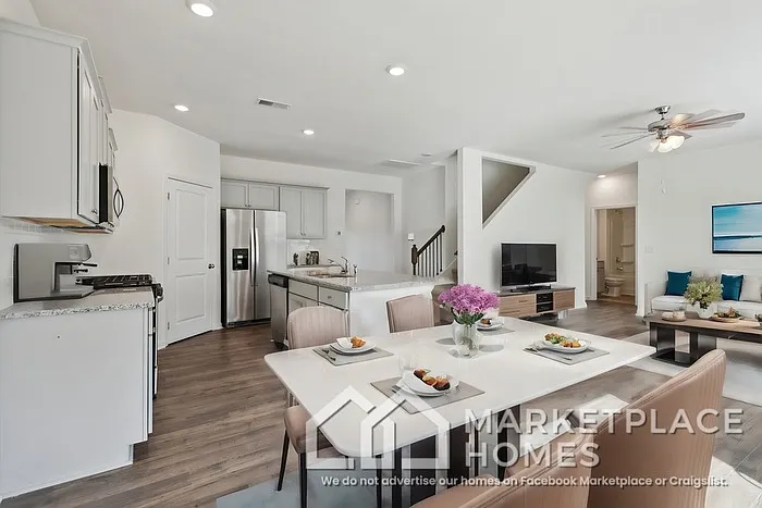 2962 Berna Way — Photo 11