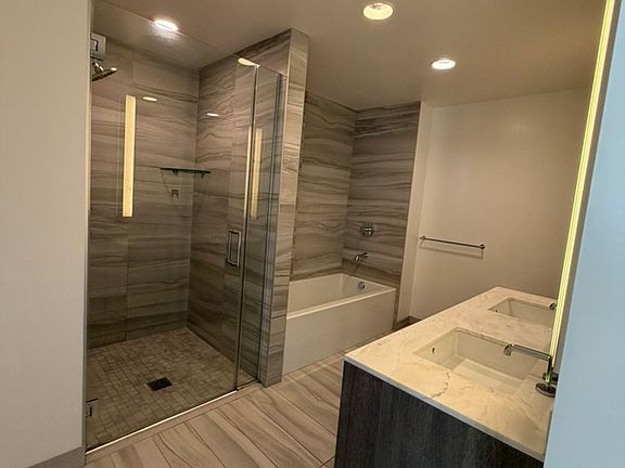 4th image of 338 Main St Unit 33
