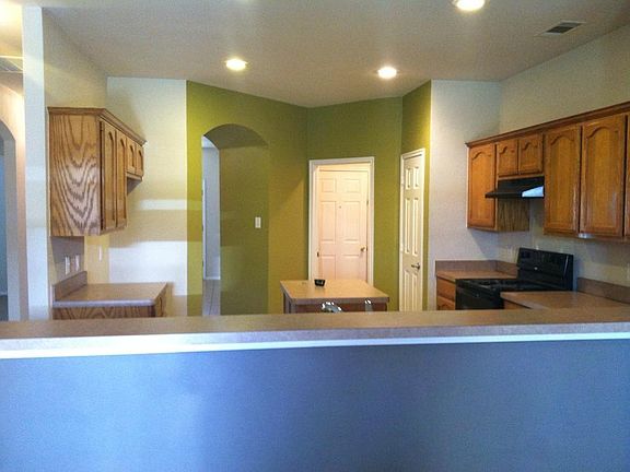 4th image of 7433 Sunray Dr