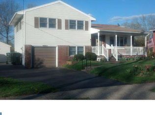 19 Melvin Rd, Telford, PA 18969