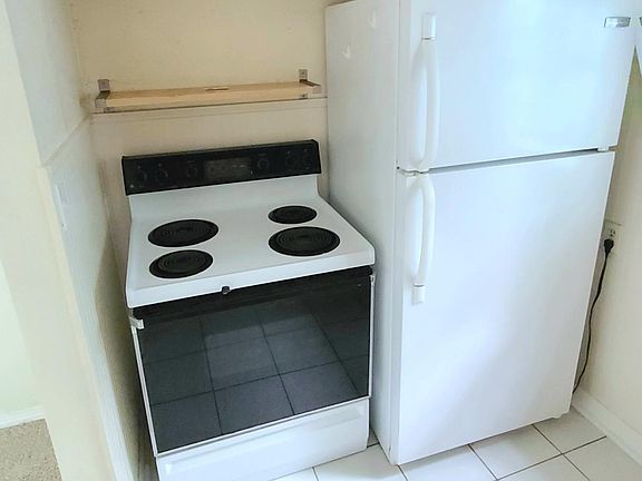 5th image of 3108 1/2 E Jefferson St