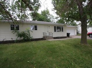 3013 9 1/2 St N, Fargo, ND 58102
