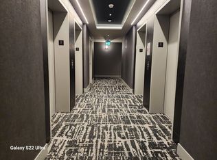 50 Upper Mall Way #B802, Vaughan, ON L4J 0L8