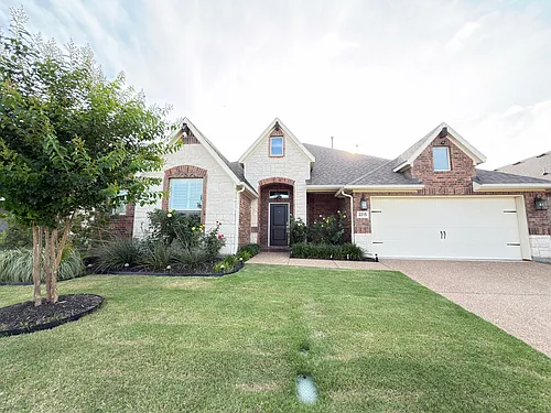 2215 Grassland Ave Photo 1