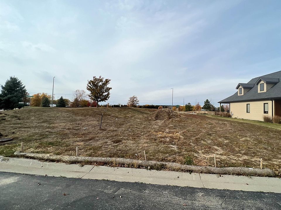 2nd image of 7769 S 94th Bay