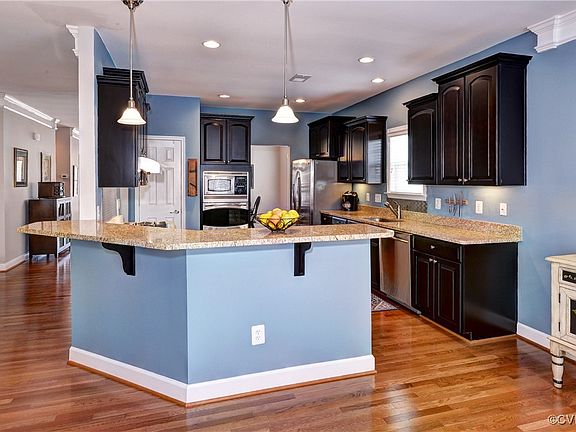 4th image of 4143 Winthrop Cir