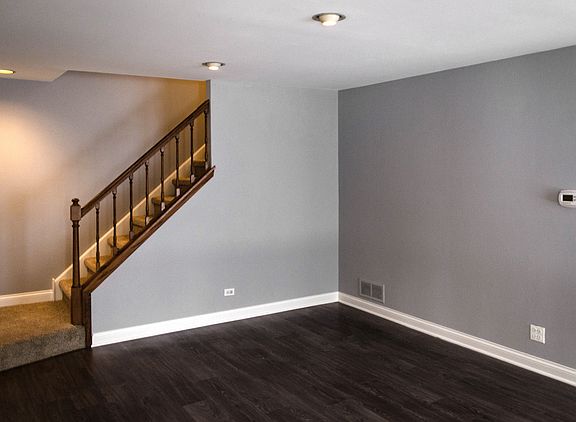 2nd image of 343 Birchwood Ct