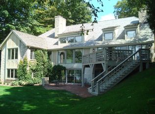 5389 Oak Lodge Rd, West Bend, WI 53095