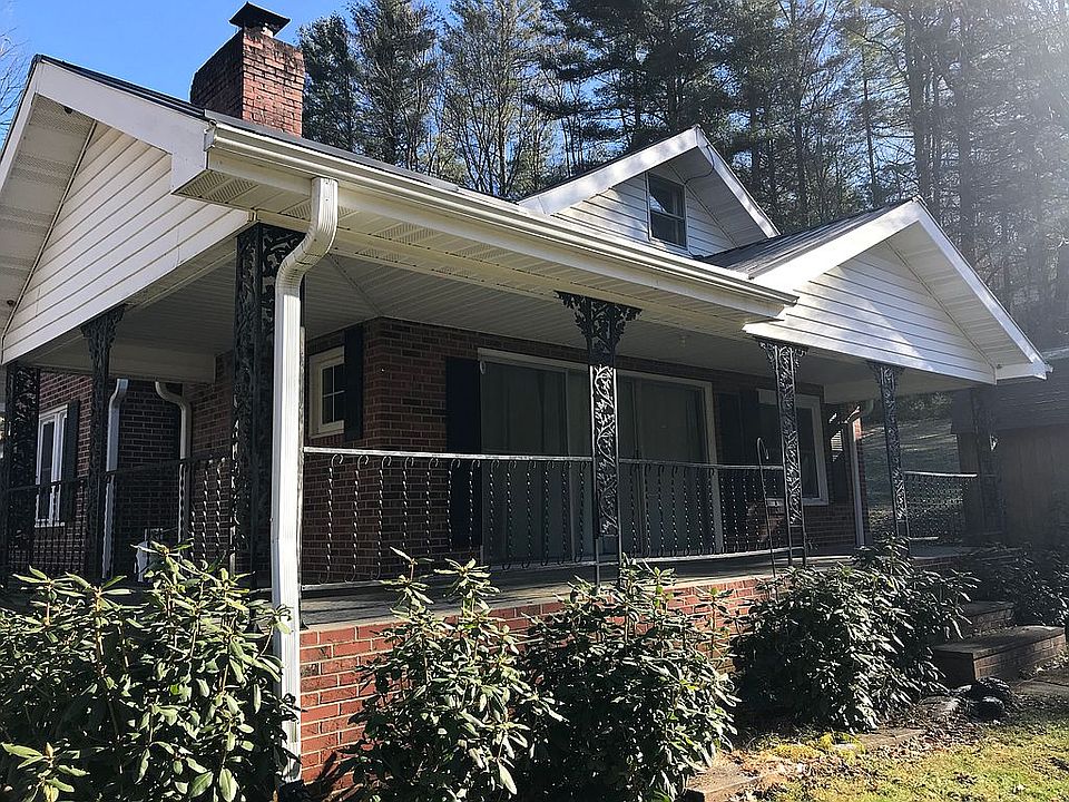 1st image of 990 McKinney Cove Rd