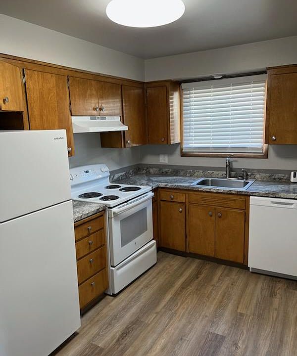 1st image of 1123 W 7th Ave #16