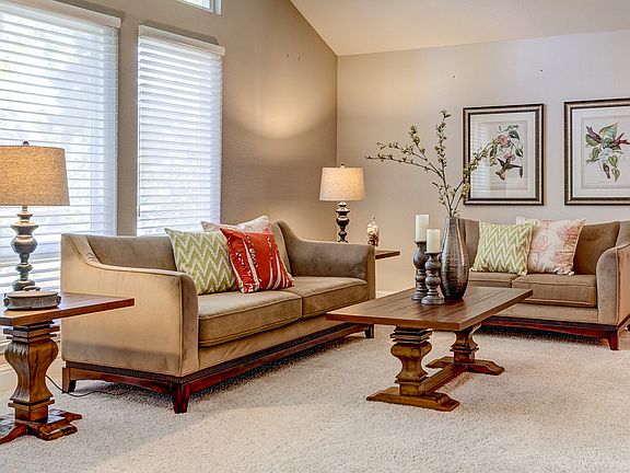 3rd image of 4400 Willowglen Way