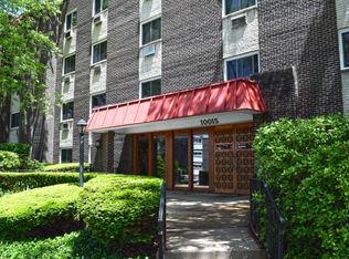 10015 Beverly Dr APT 102, Skokie, IL