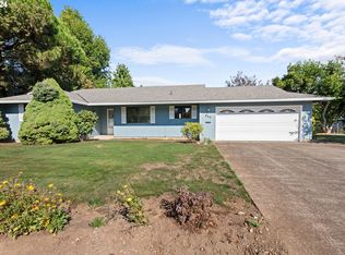 450 SW 11th Ave, Canby, OR 97013