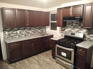 11 Leo Pl, Newark, NJ 07108