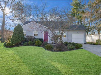 4 Iris Ln, Smithtown, NY, 11787