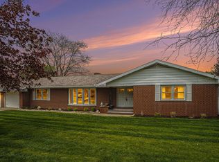 708 Devonshire Dr, Sturgis, MI 49091