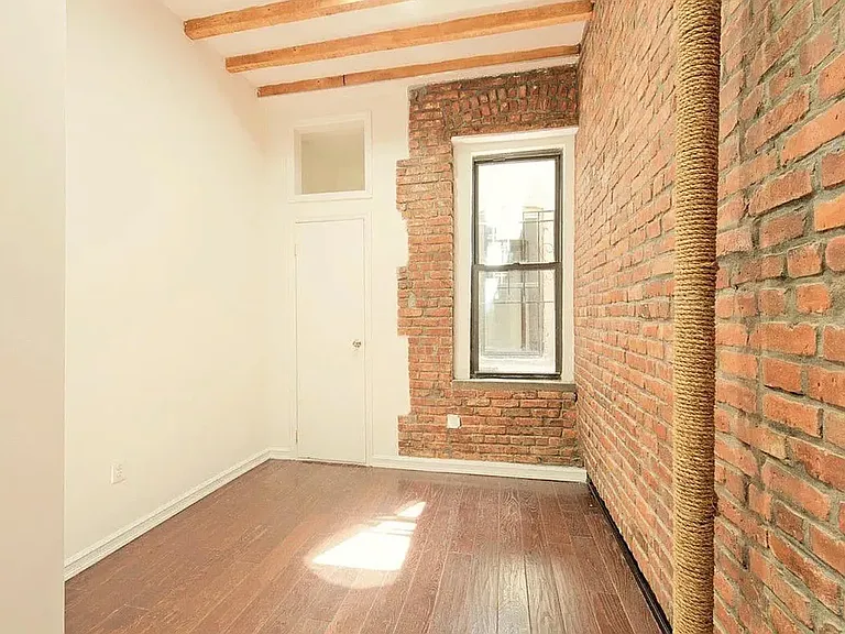 28 Forsyth St #5 — Photo 3