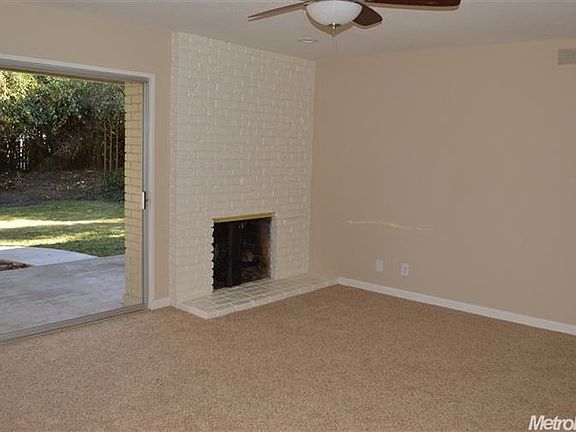 5th image of 3031 Stanford Ln