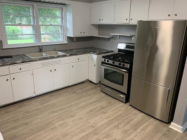 1st image of 3515 Broadway