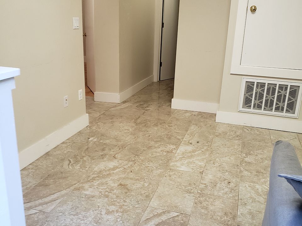 1st image of 2319 College Ave APT A