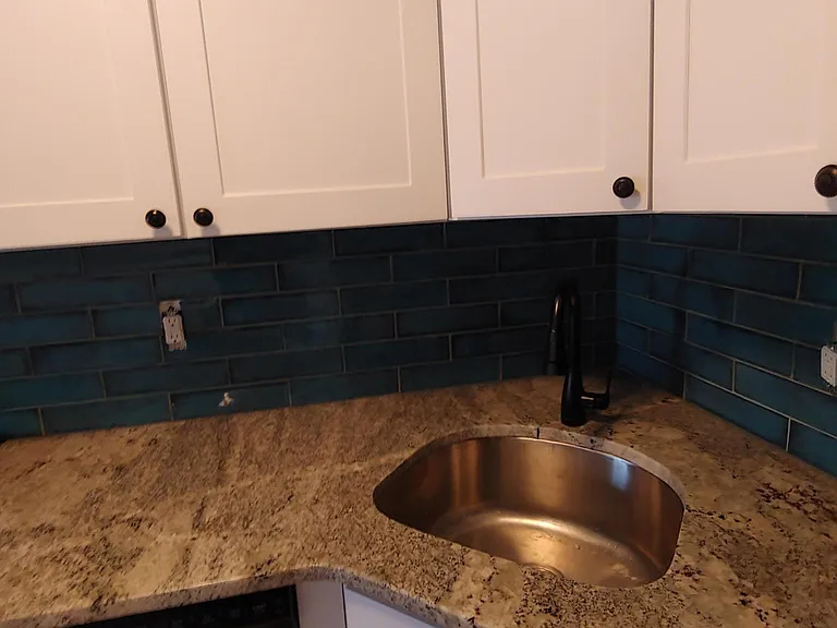 117 Green Ln #C — Photo 4