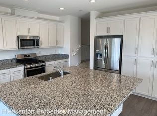 5922 Easton Rd, Dublin, CA 94568