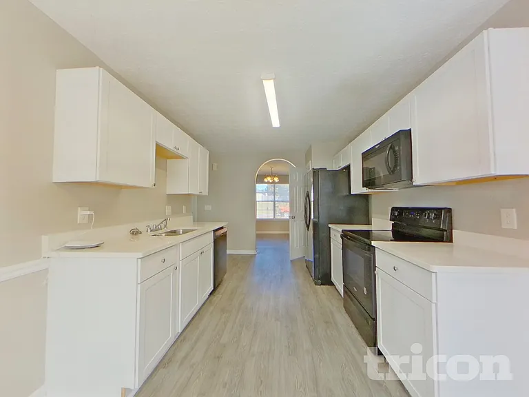 3710 Michaels Creek Way — Photo 5